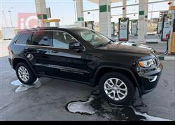 جیپ گراند شیرۆکی